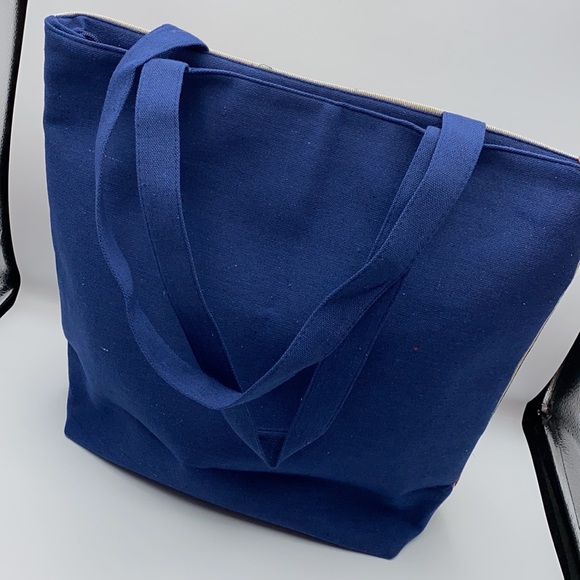 American Flag Beach Tote - Picture 9 of 17